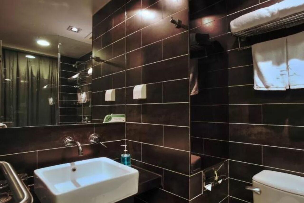 Fx Hotel Xujiahui - Shanghai Stadium Branch Exterior photo