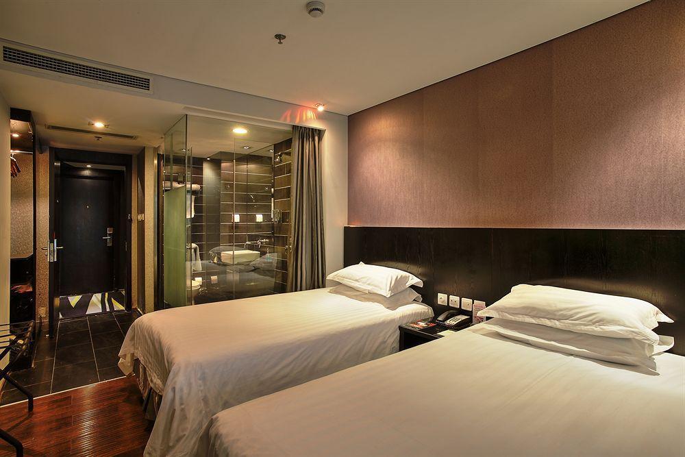 Fx Hotel Xujiahui - Shanghai Stadium Branch Exterior photo