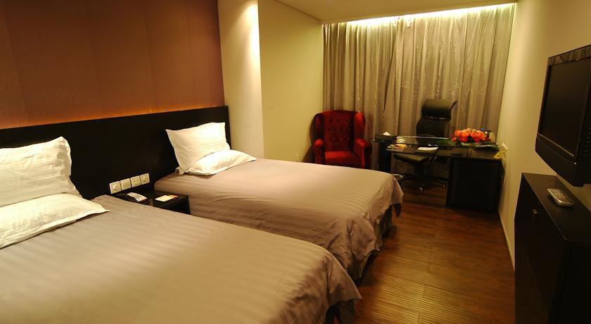 Fx Hotel Xujiahui - Shanghai Stadium Branch Exterior photo